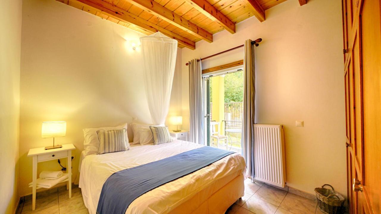 Vila Zen Stone House Agios Georgios Pagon Exteriér fotografie